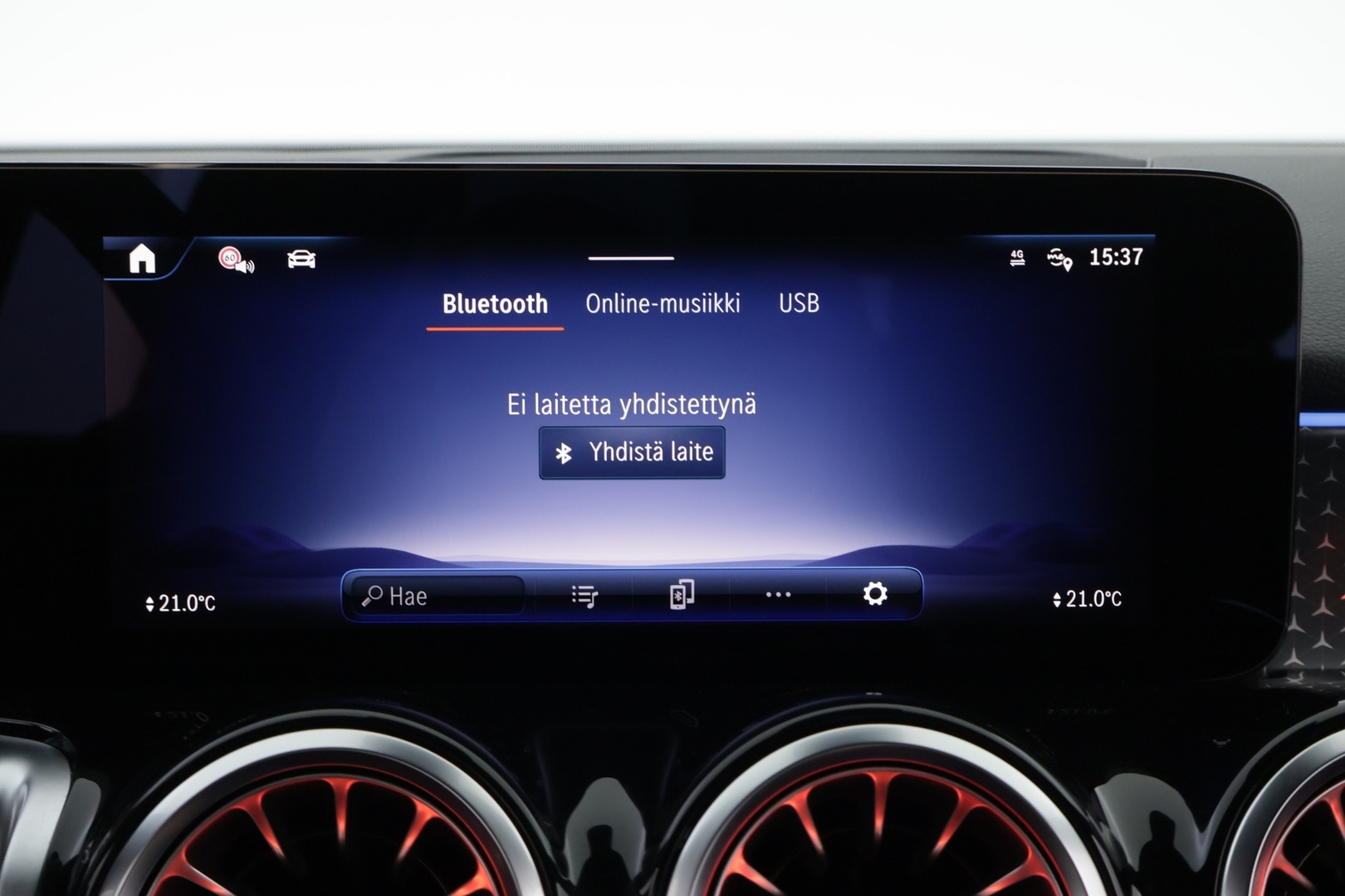 MERCEDES-BENZ EQB 2024