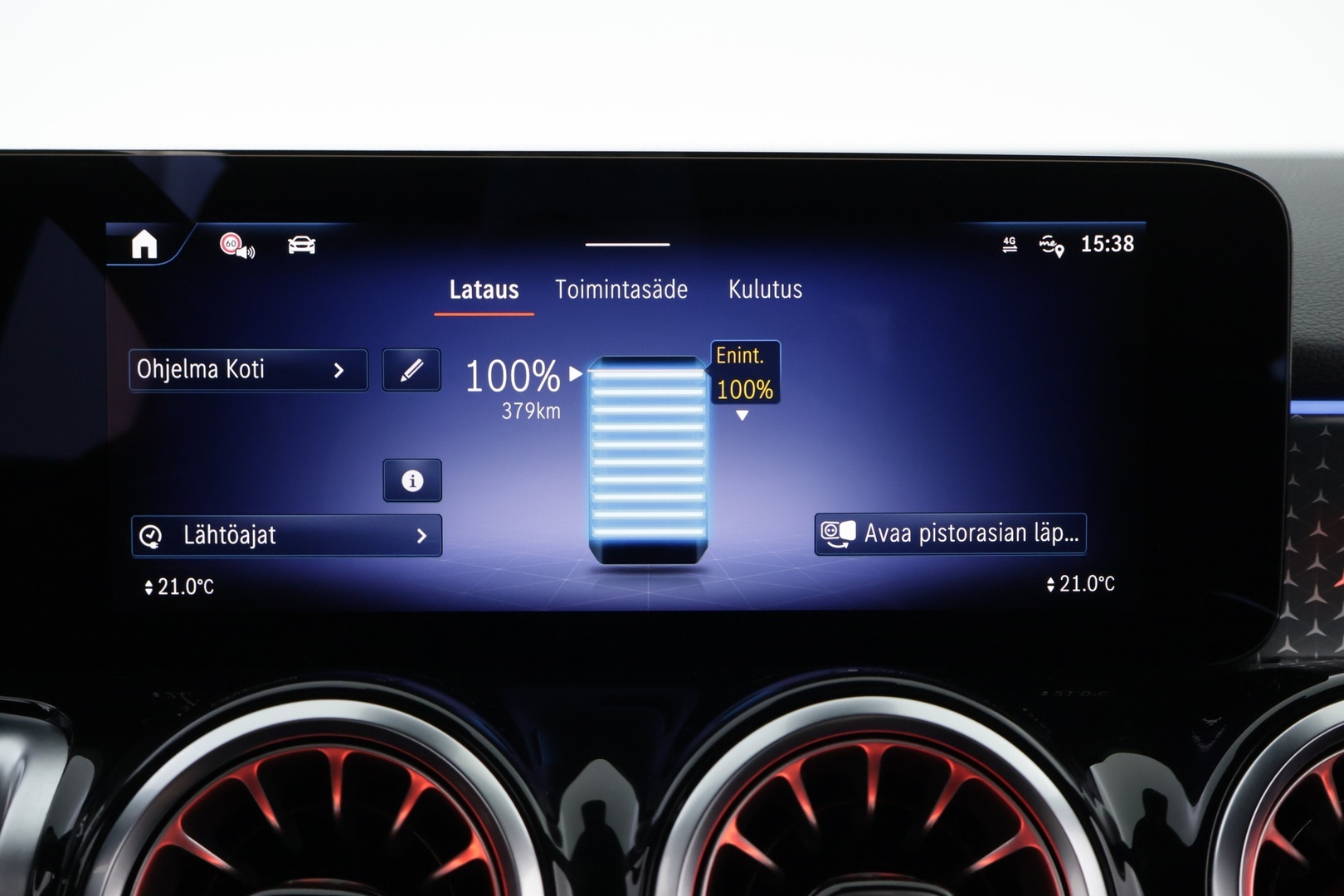 MERCEDES-BENZ EQB 2024