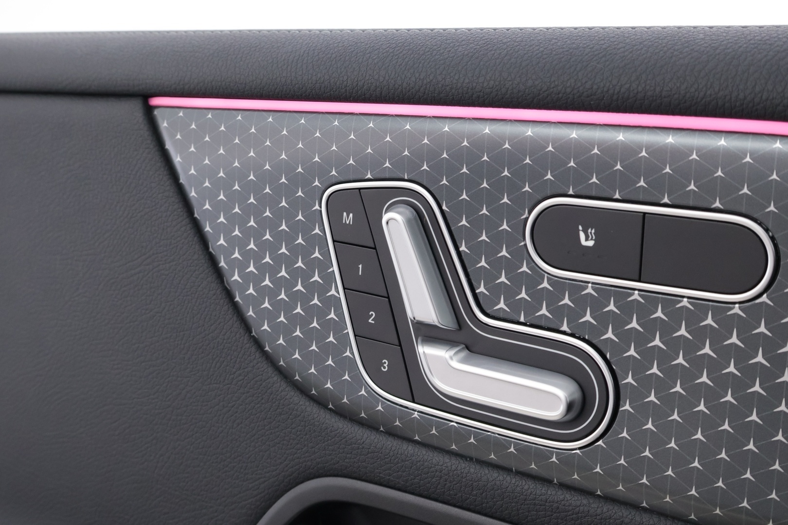 MERCEDES-BENZ EQB 2024