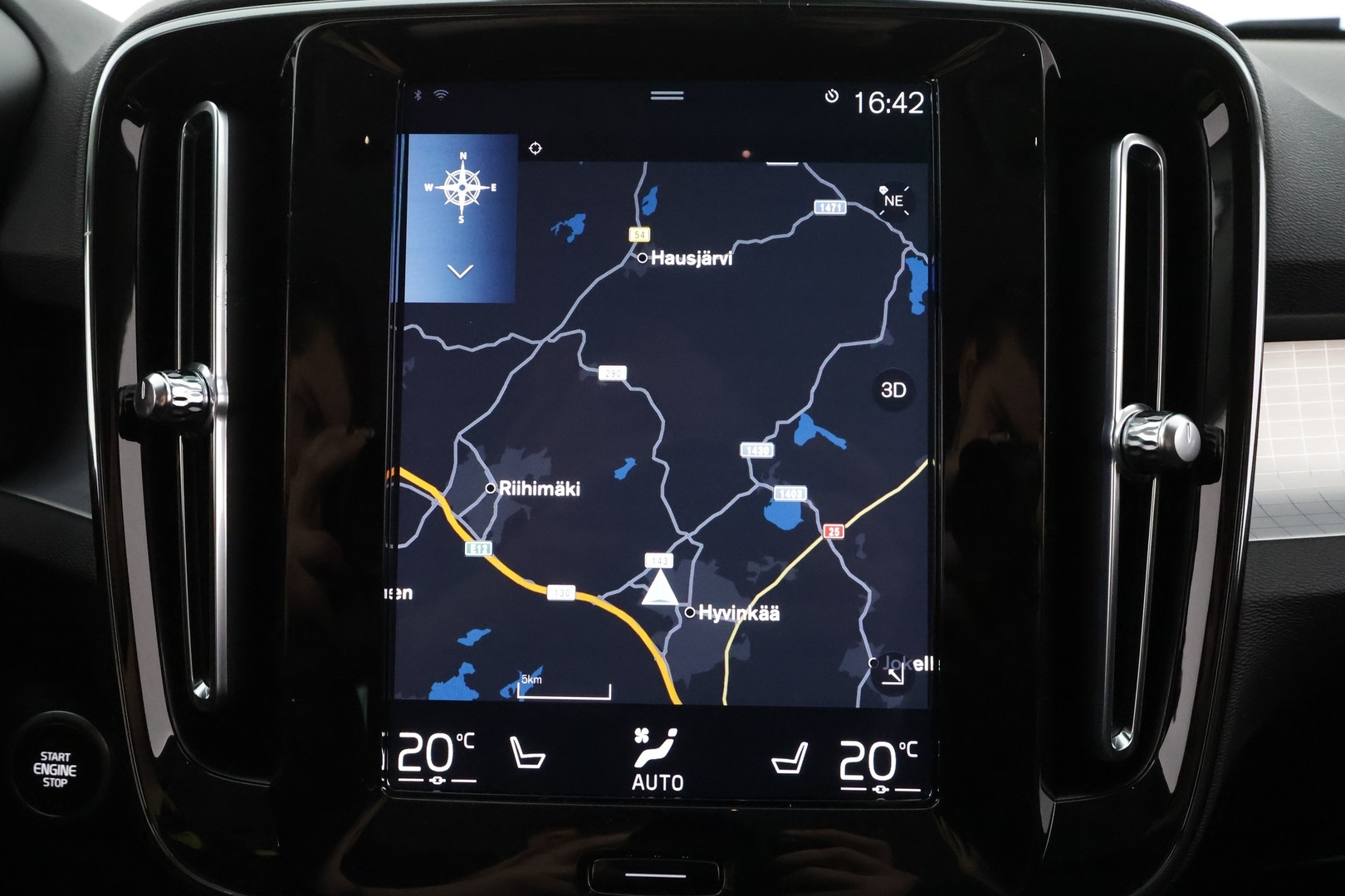 VOLVO XC40 2021