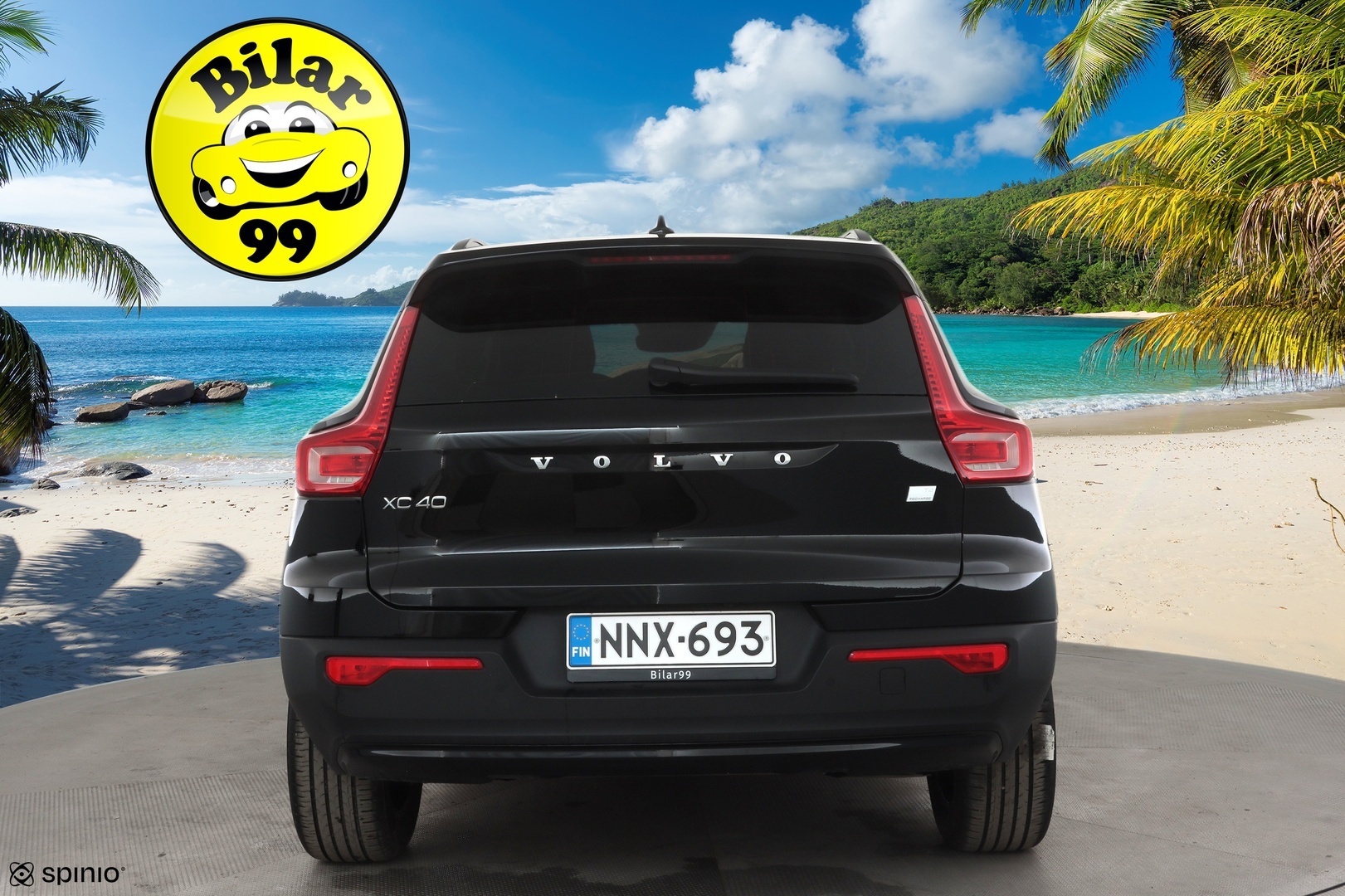 VOLVO XC40 2021