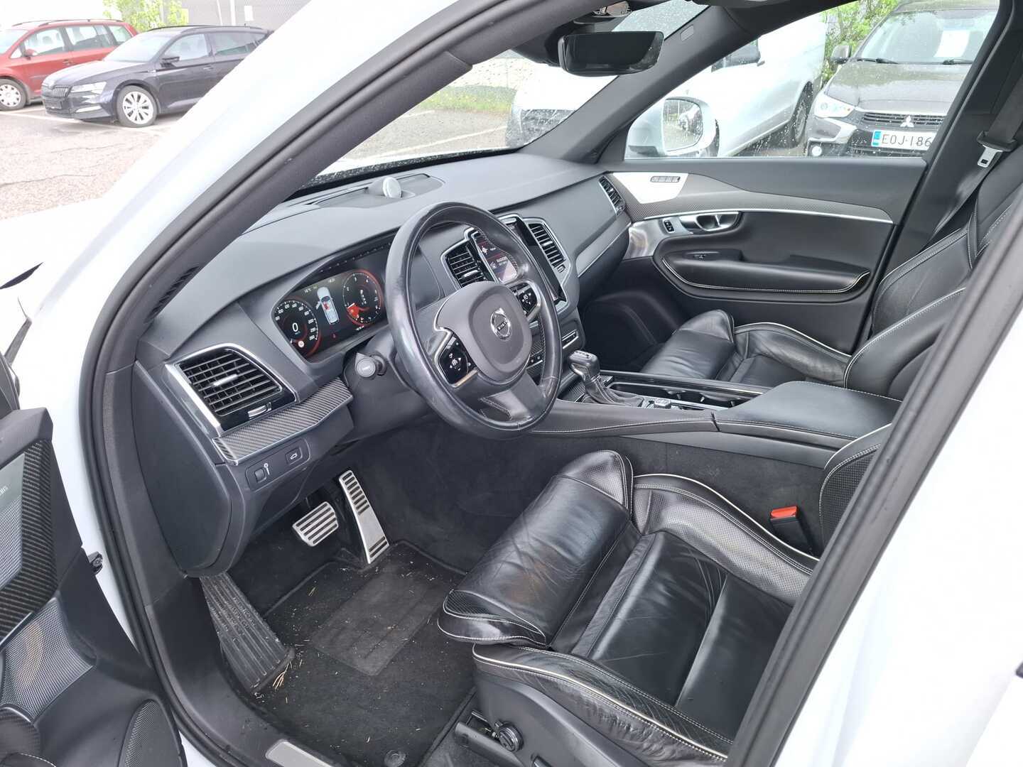 VOLVO XC90 2016