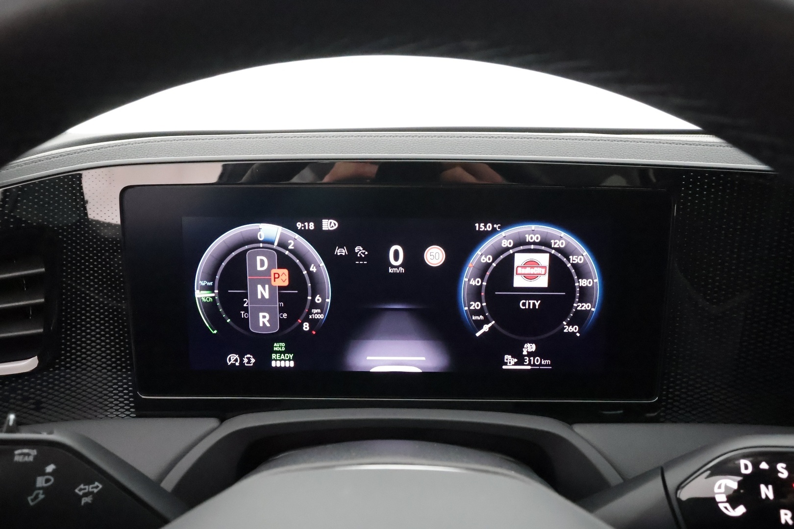 VOLKSWAGEN PASSAT 2025