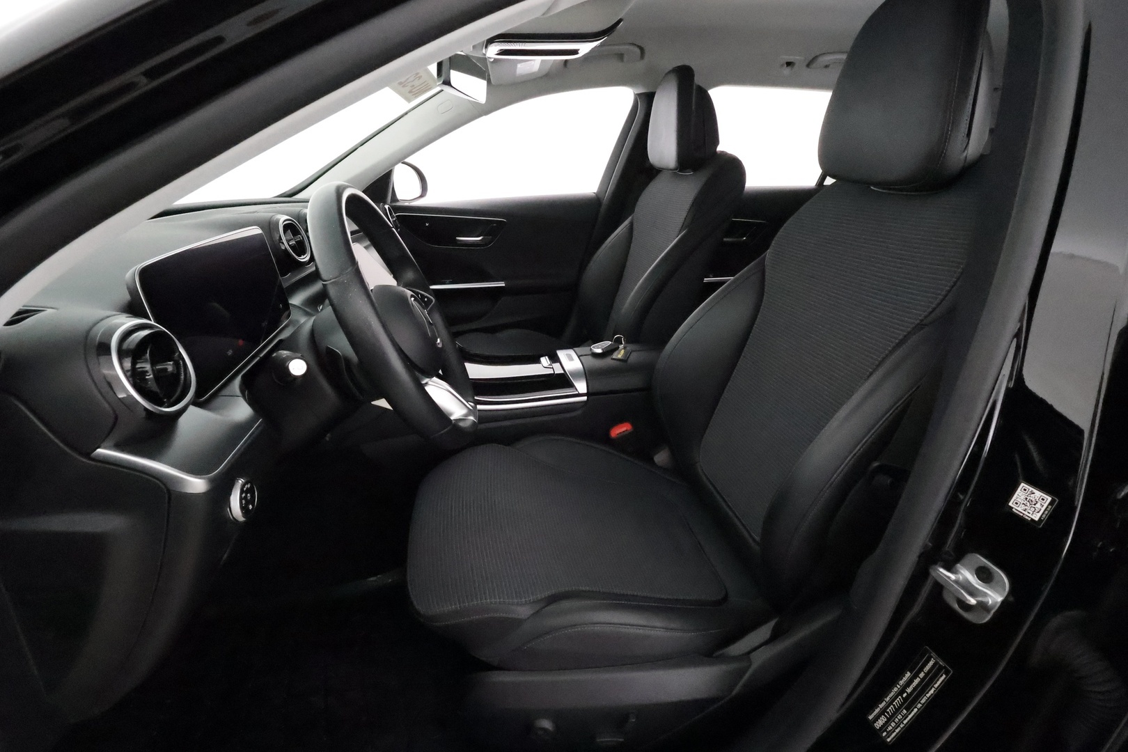 MERCEDES-BENZ C 2023