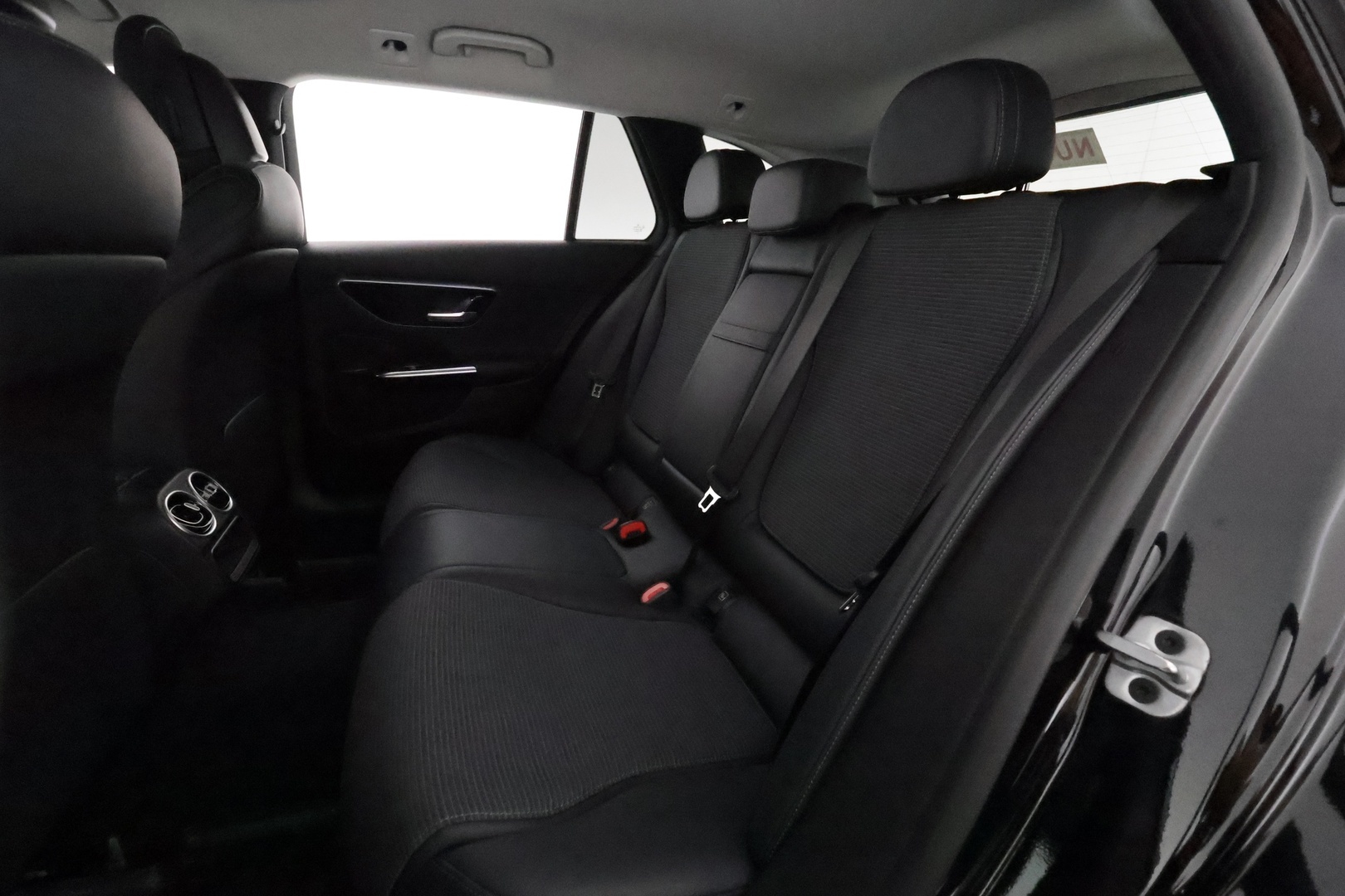 MERCEDES-BENZ C 2023