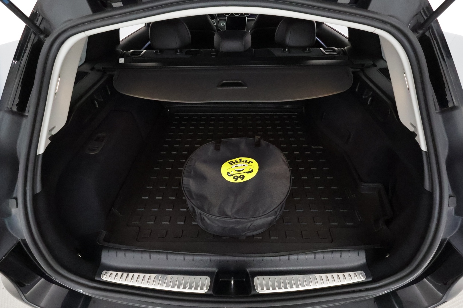 MERCEDES-BENZ C 2023