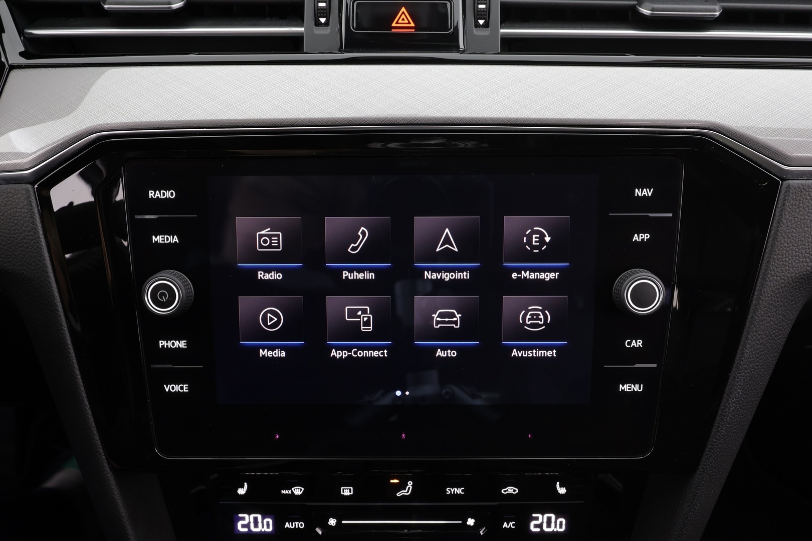 VOLKSWAGEN PASSAT 2021