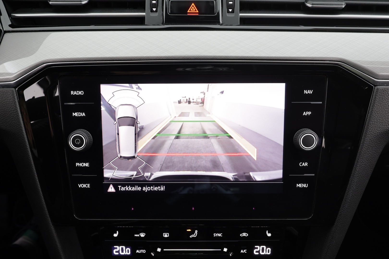 VOLKSWAGEN PASSAT 2021