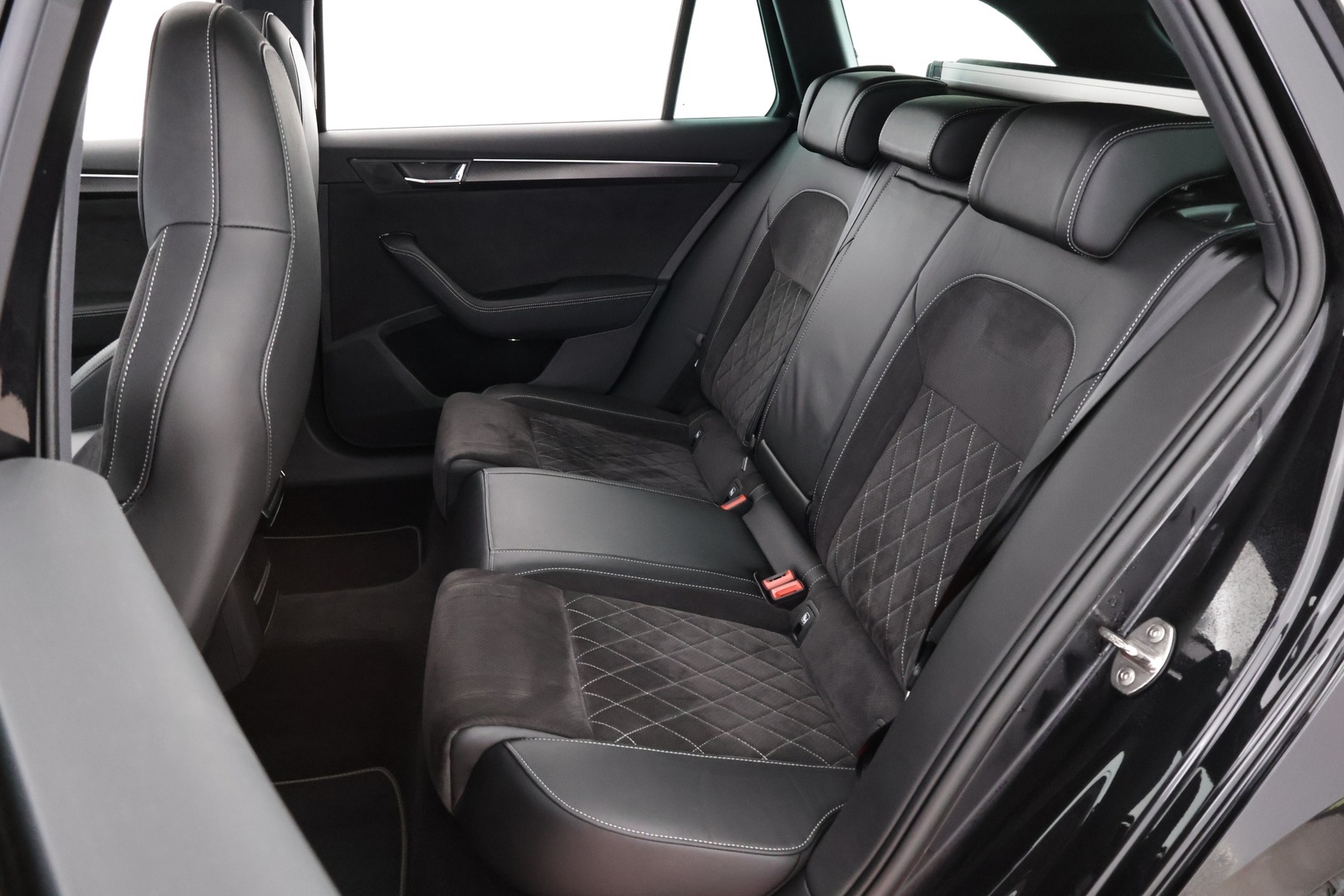 SKODA SUPERB 2022