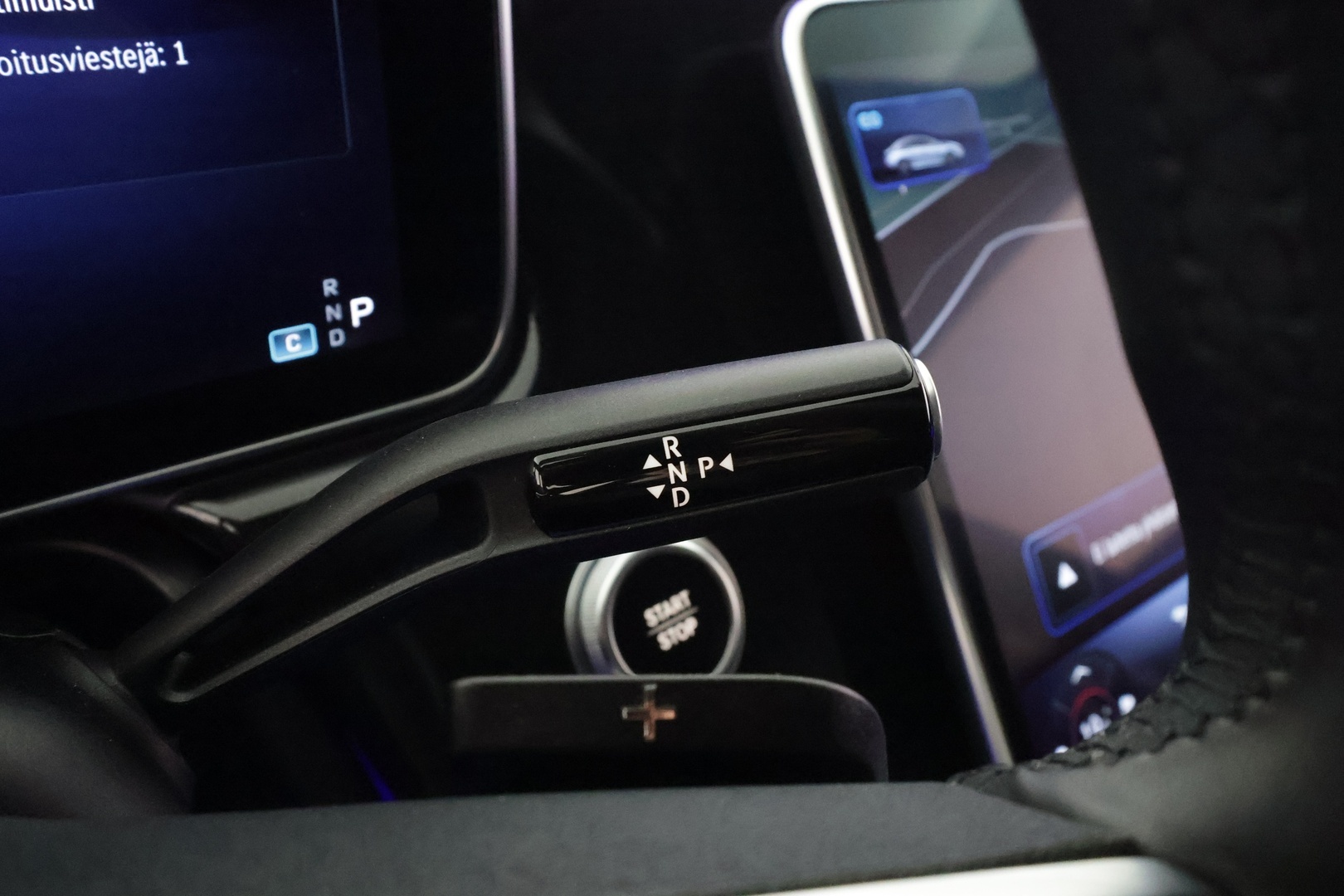 MERCEDES-BENZ EQE 2024