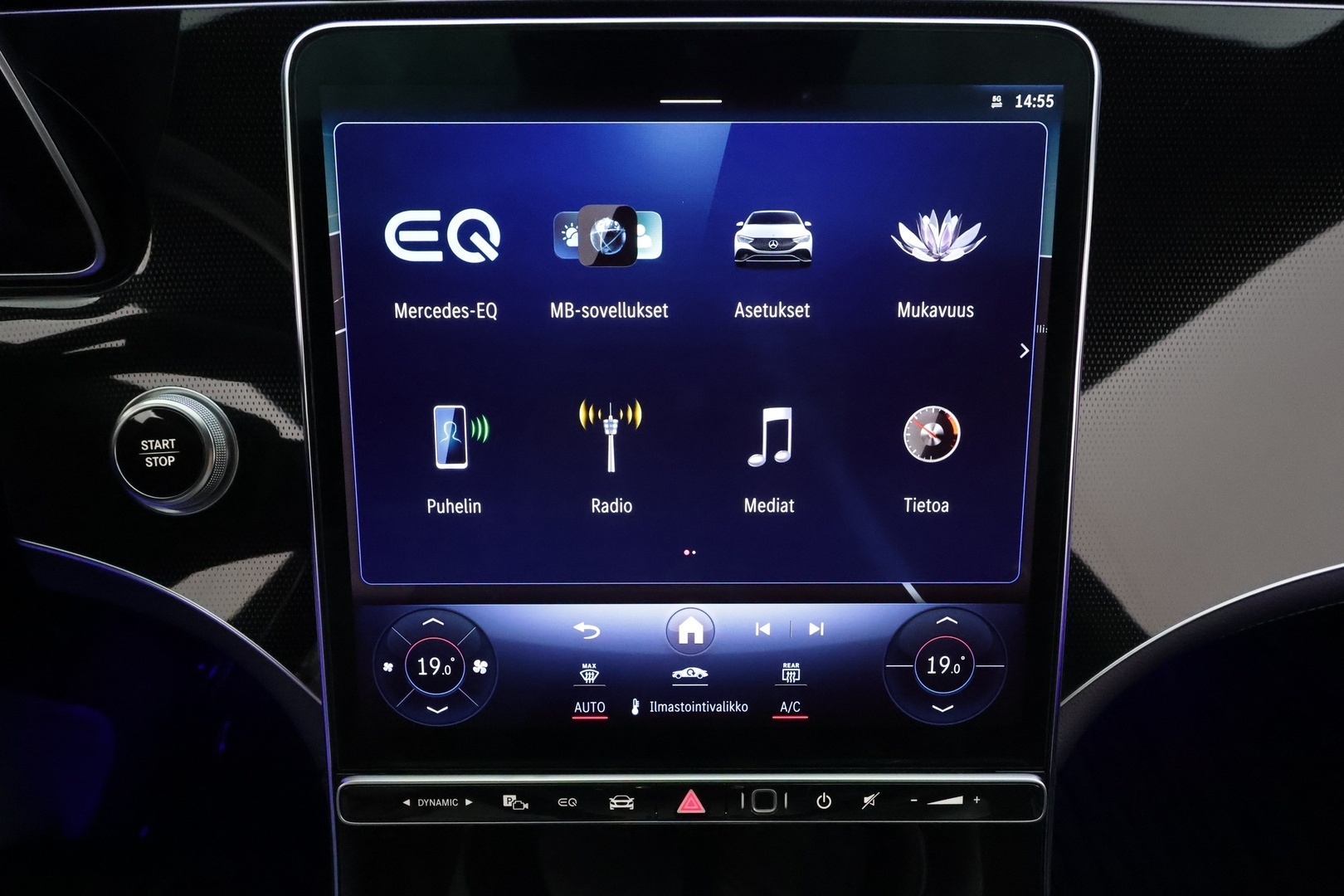 MERCEDES-BENZ EQE 2024