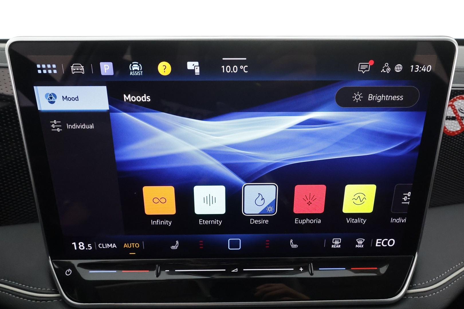 VOLKSWAGEN PASSAT 2025