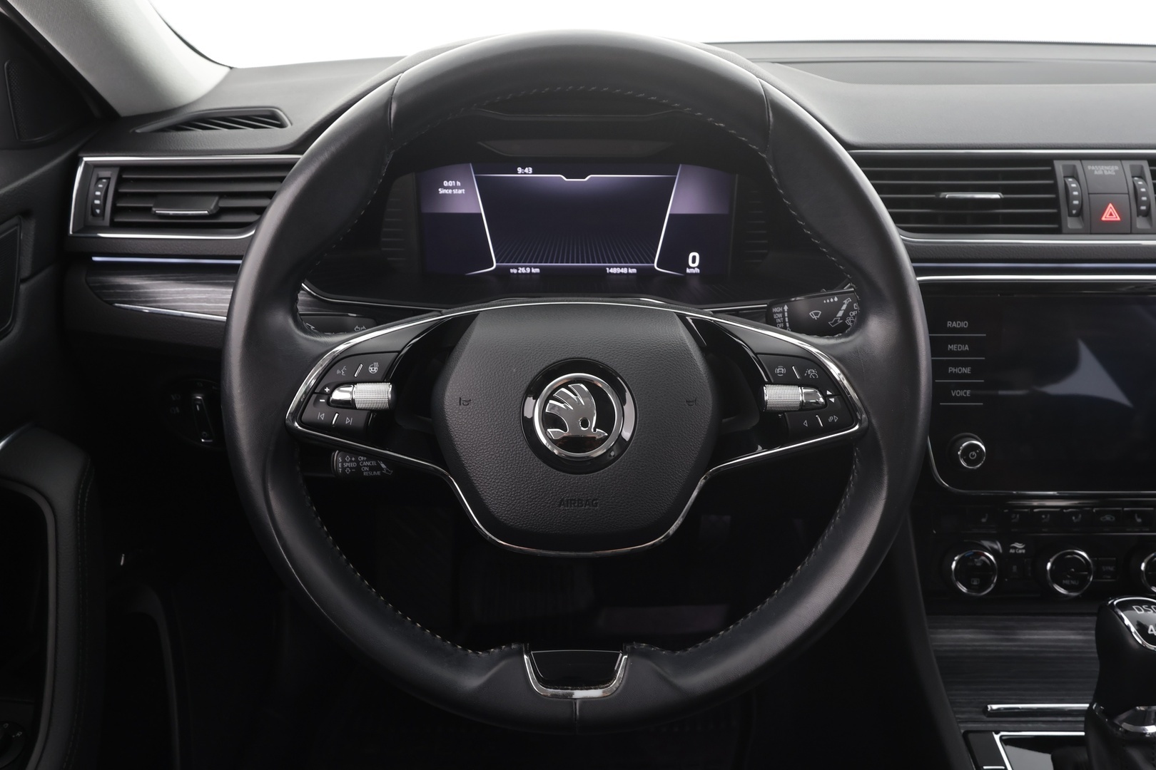 SKODA SUPERB 2021