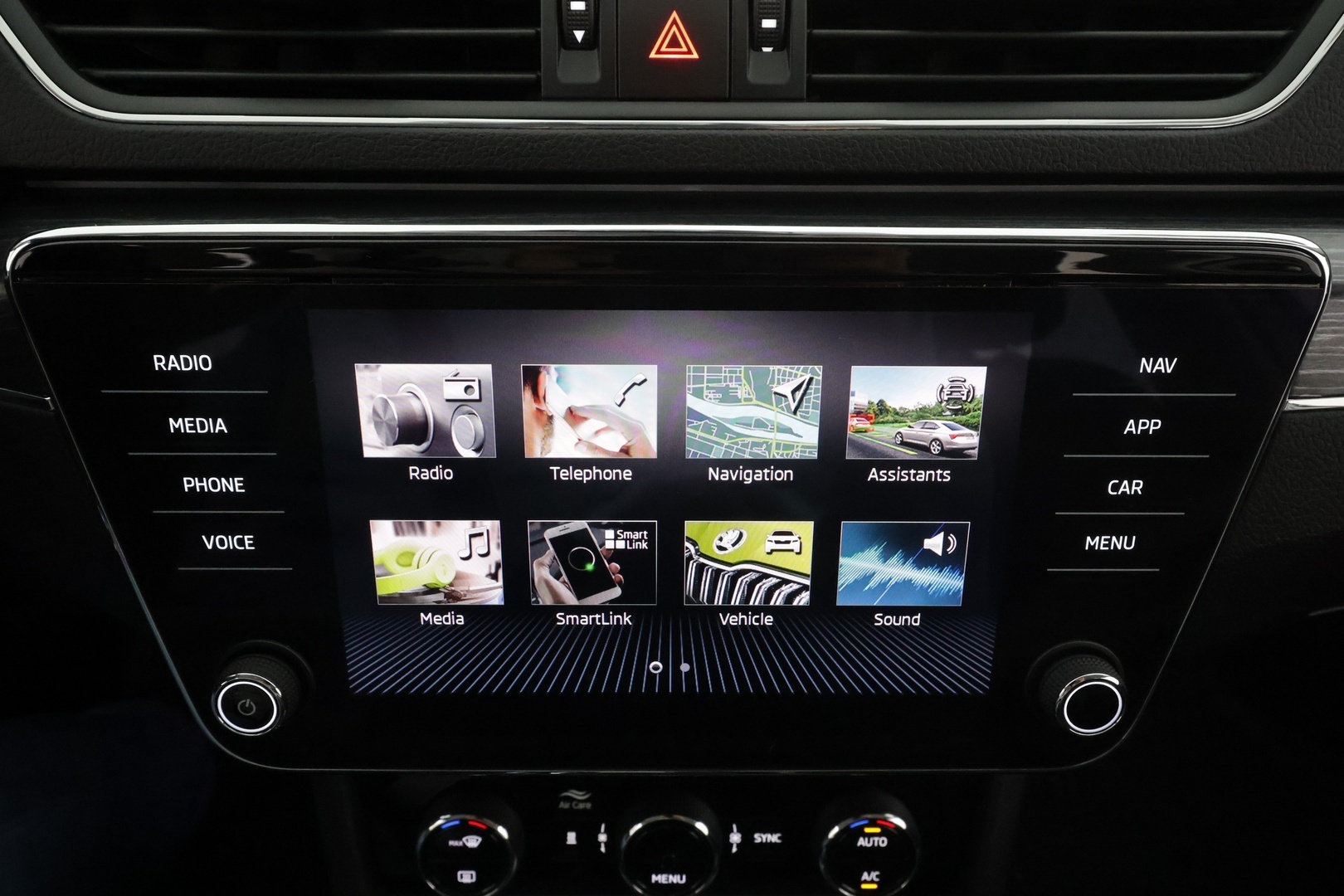 SKODA SUPERB 2021