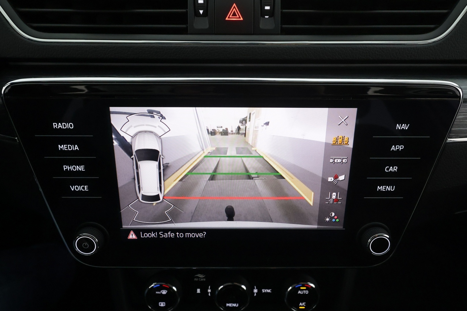 SKODA SUPERB 2021