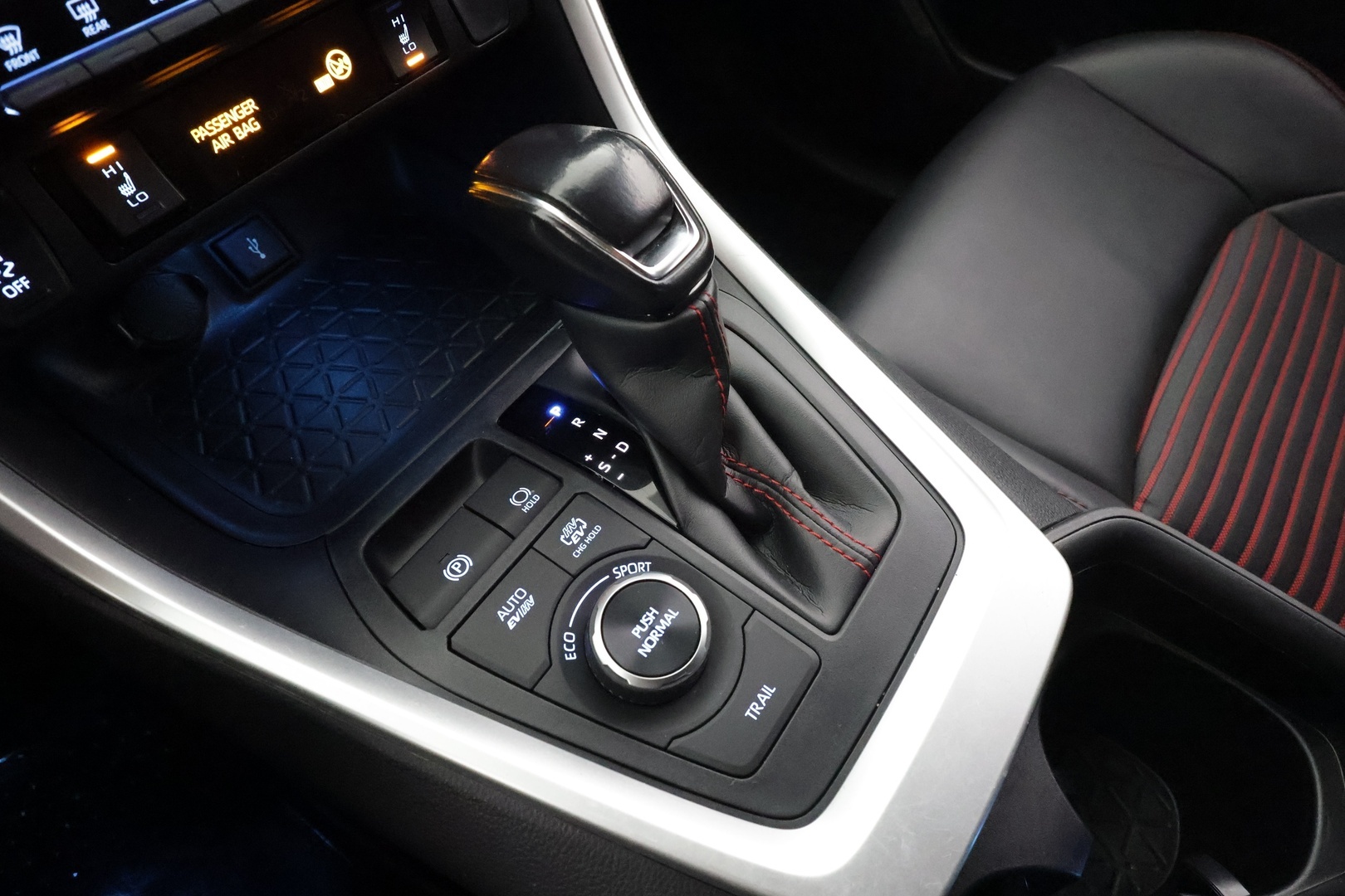 TOYOTA RAV4 PLUG-IN 2022