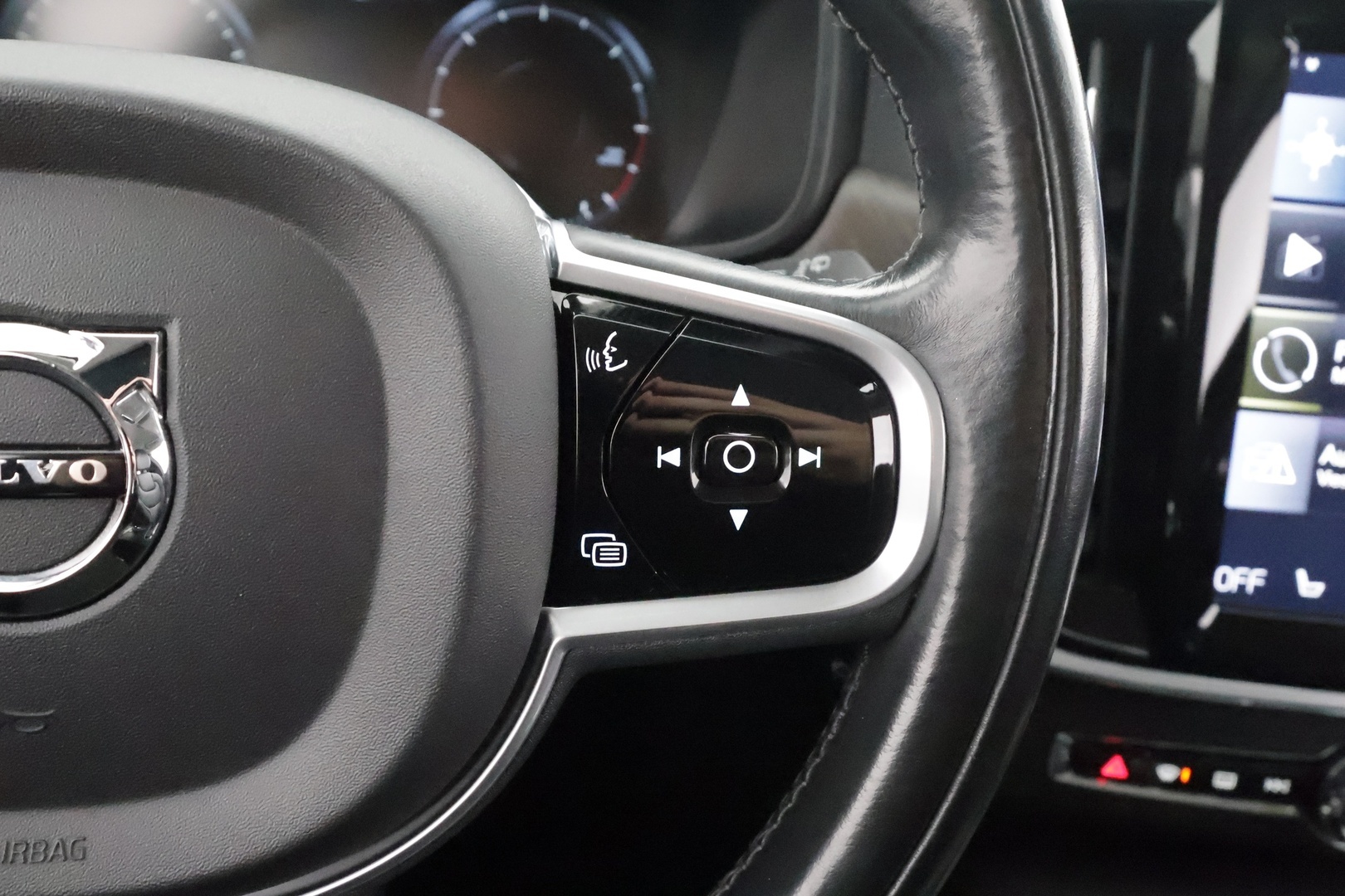 VOLVO V90 Cross Country 2018