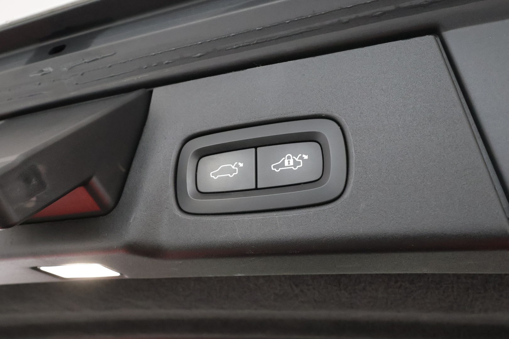 VOLVO V90 Cross Country 2018