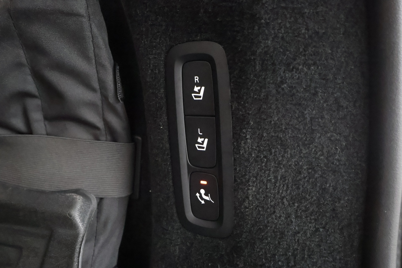 VOLVO V90 Cross Country 2018