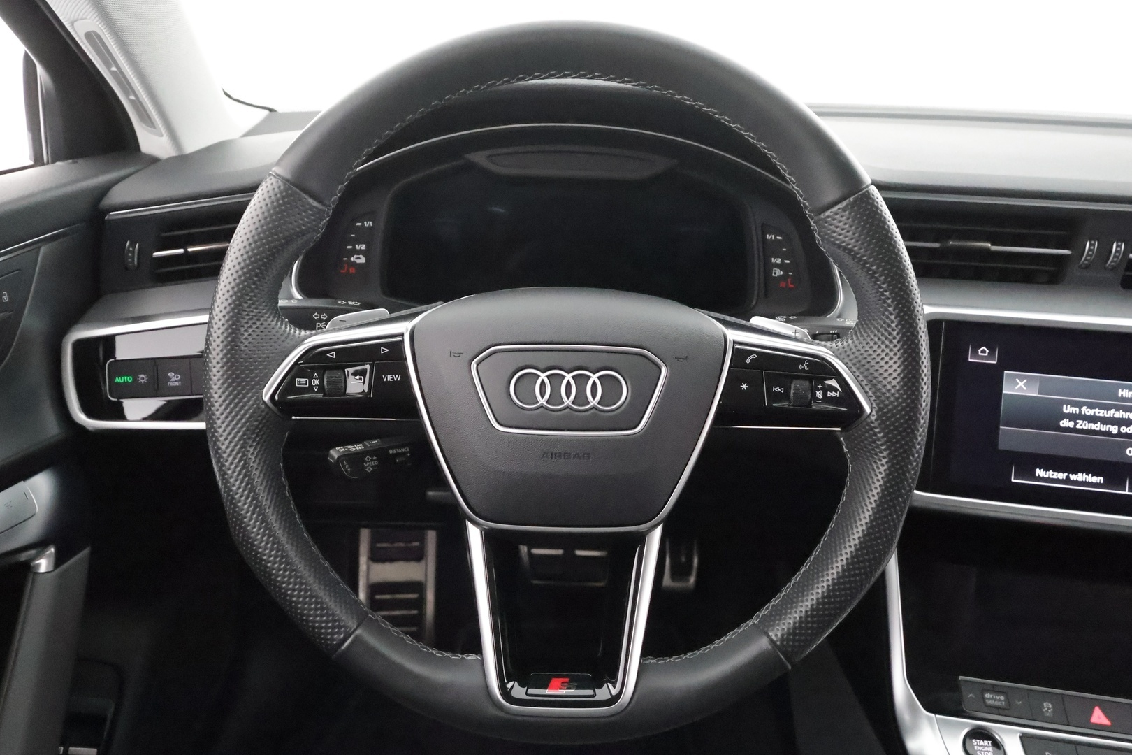 AUDI A6 2021