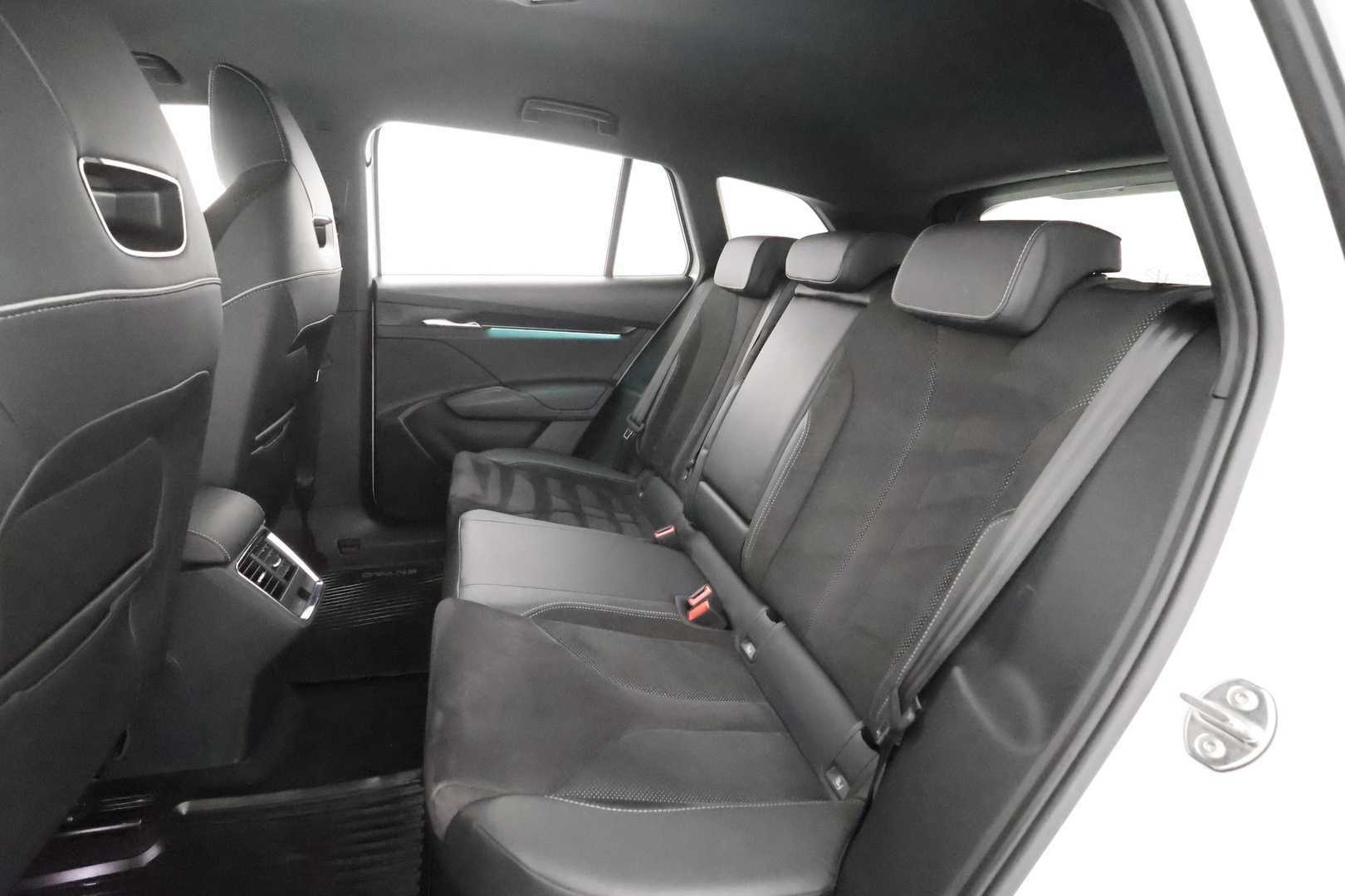 SKODA ENYAQ 2023