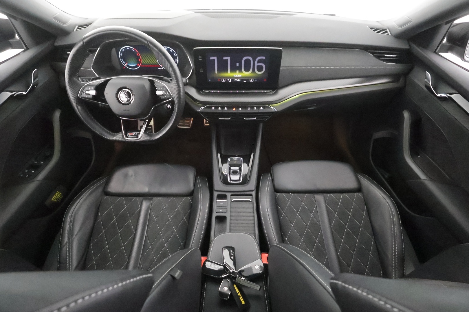 SKODA OCTAVIA 2023