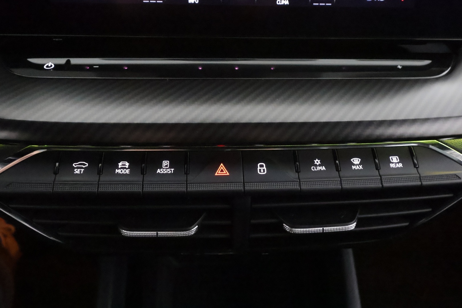 SKODA OCTAVIA 2023