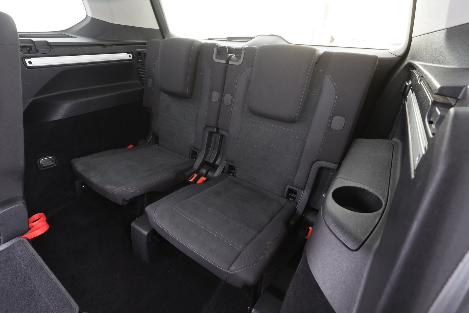 VOLKSWAGEN TOURAN 2023