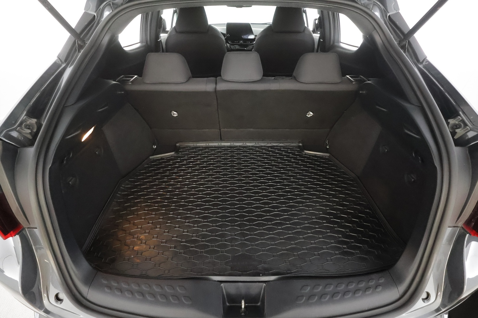 TOYOTA C-HR 2024