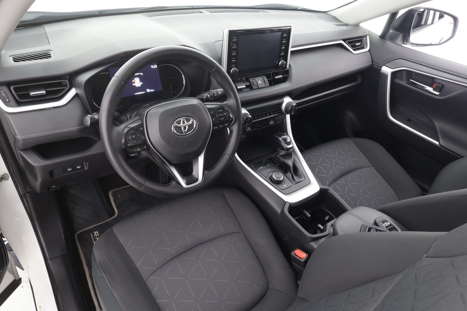TOYOTA RAV4 2023