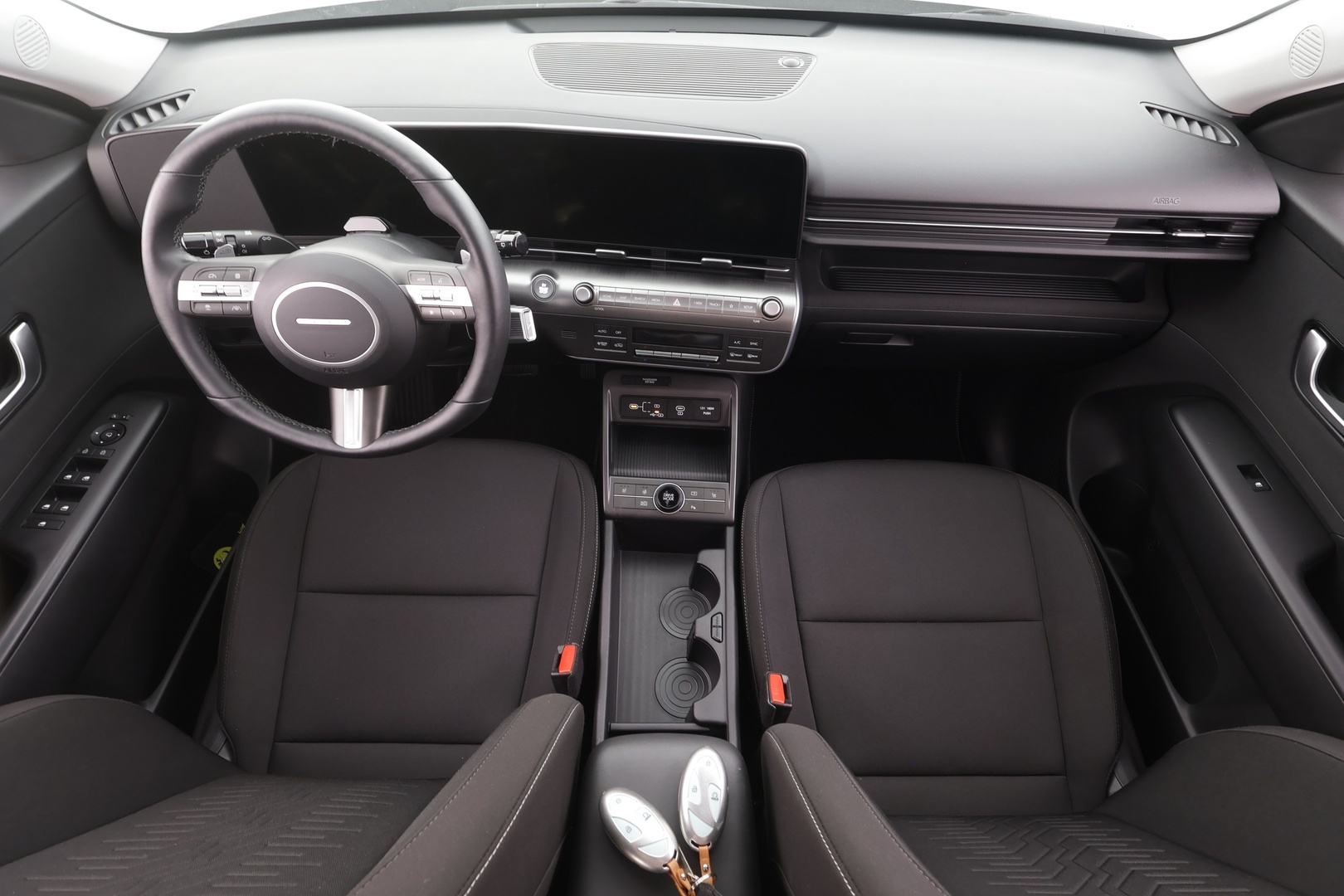 HYUNDAI KONA ELECTRIC 2024