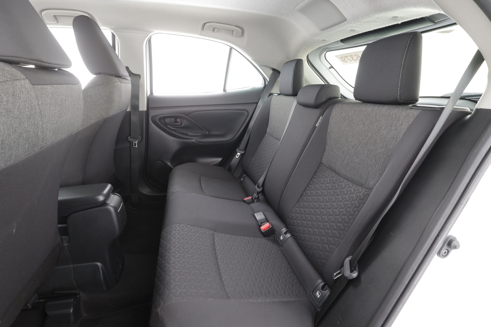 TOYOTA YARIS CROSS 2023