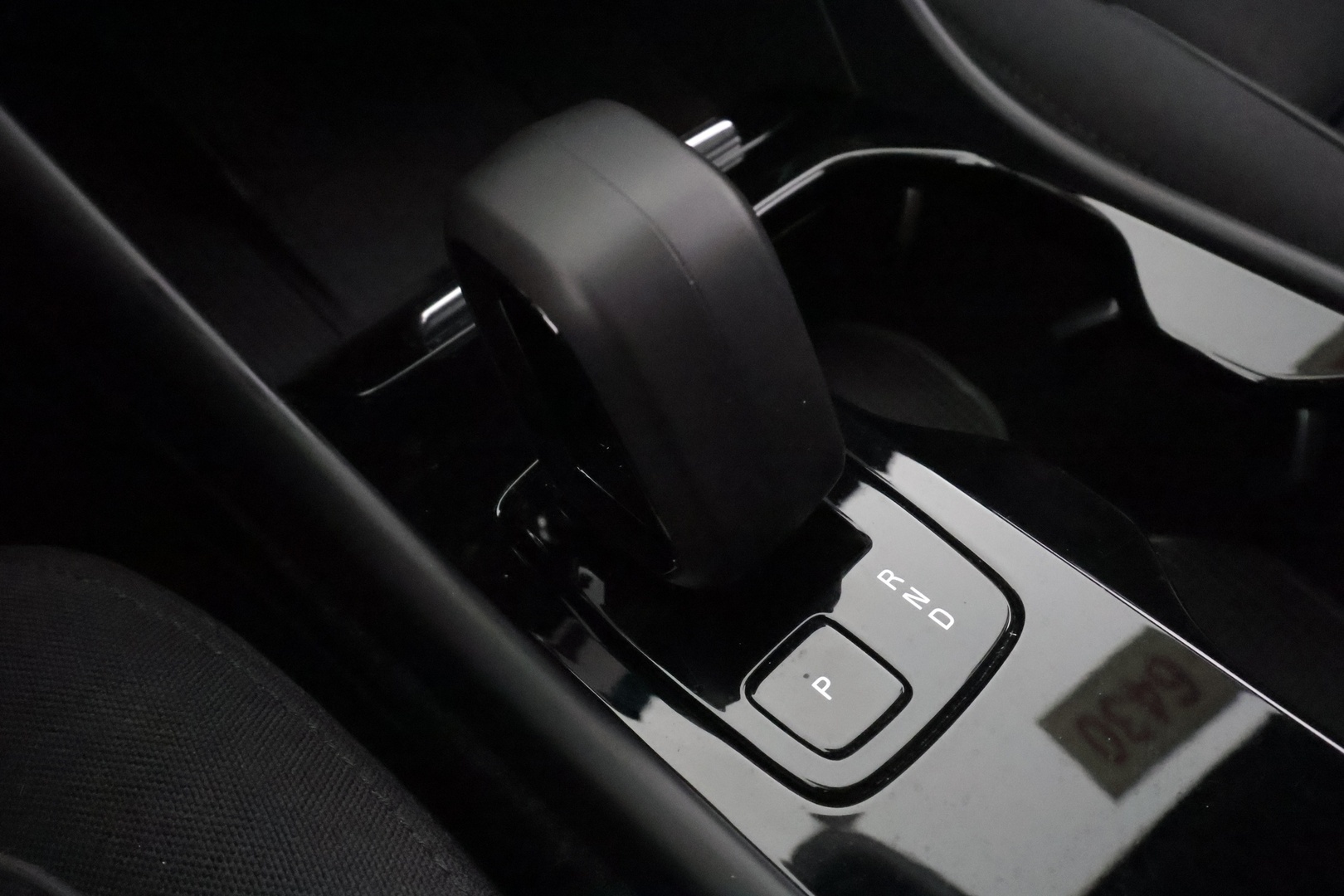 VOLVO C40 2023