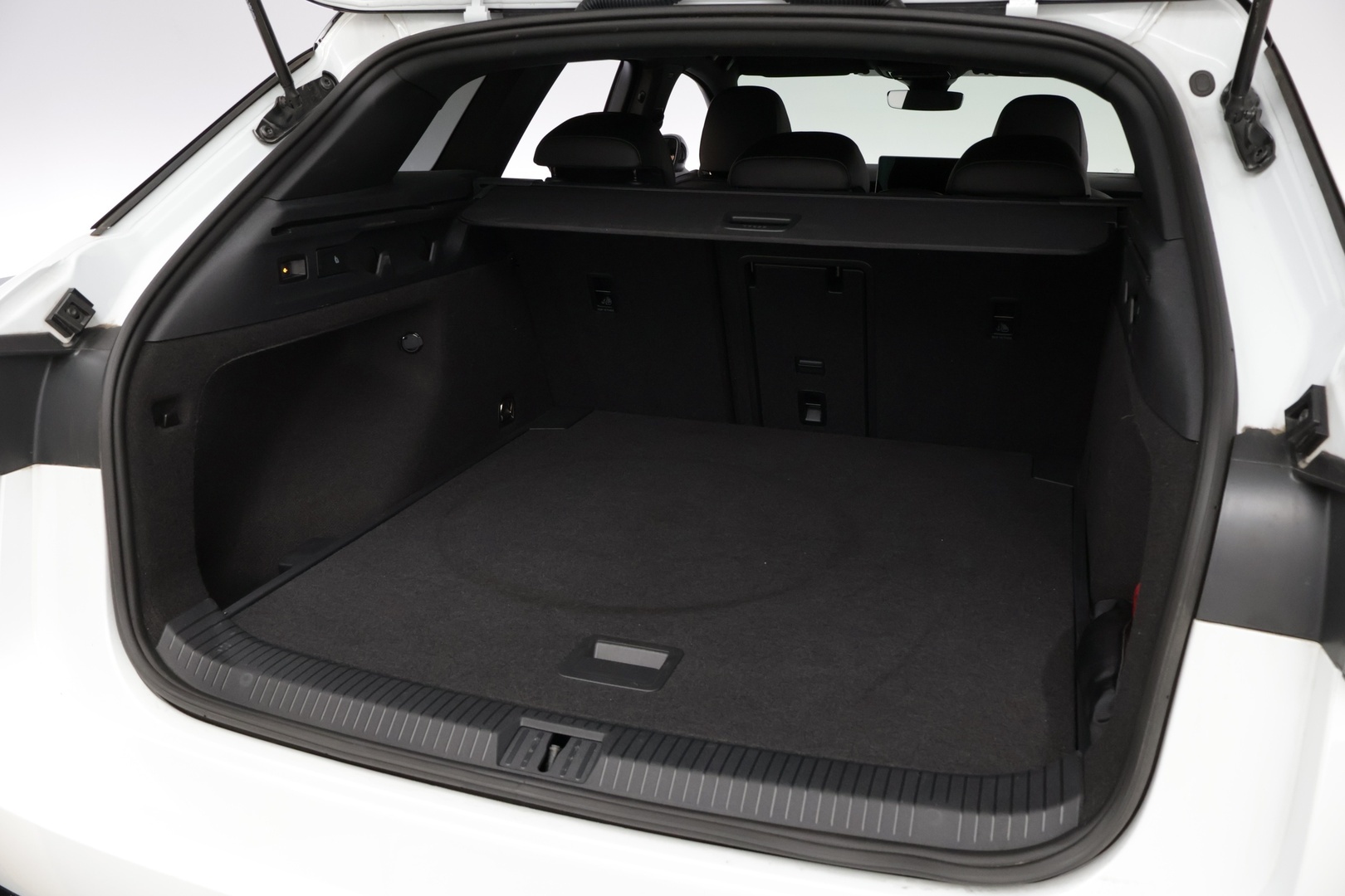 VOLKSWAGEN ID.7 2024