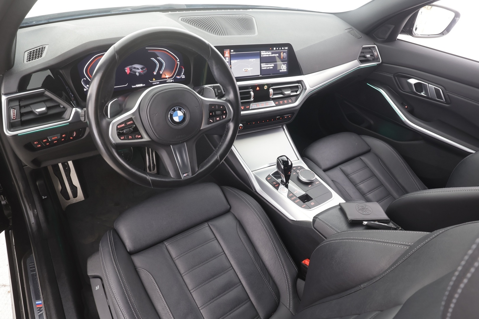 BMW 318 2022