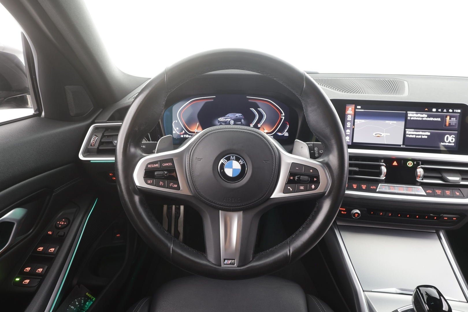 BMW 318 2022