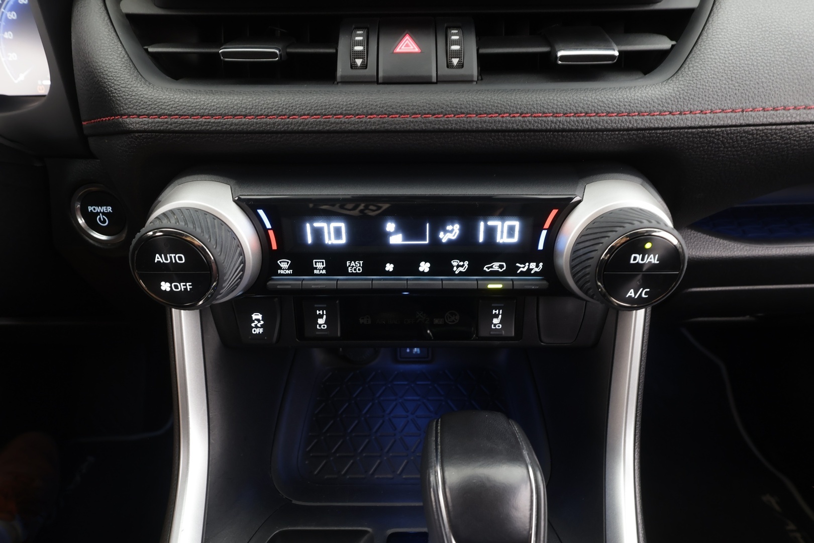 TOYOTA RAV4 PLUG-IN 2023