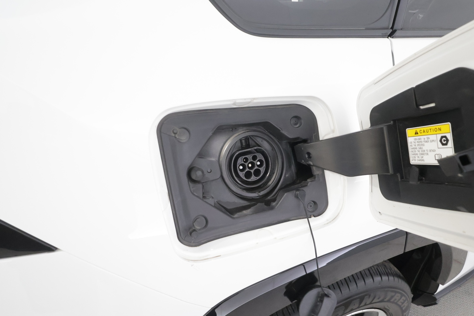TOYOTA RAV4 PLUG-IN 2023