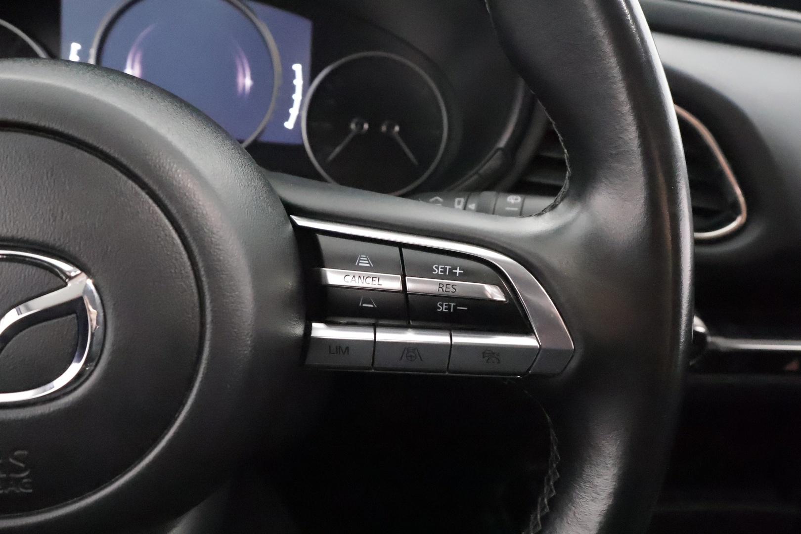 MAZDA CX-30 2023