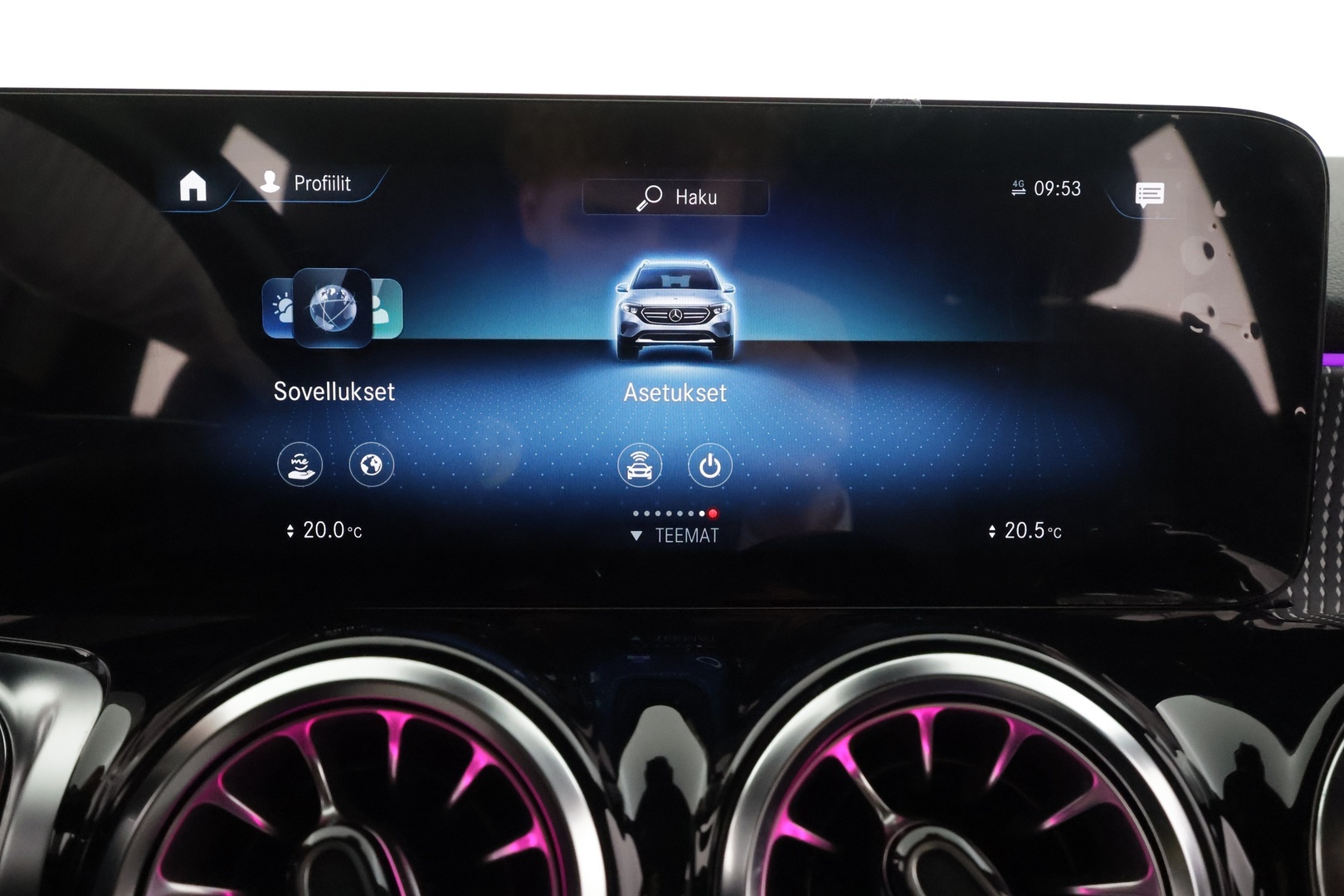 MERCEDES-BENZ EQB 2023