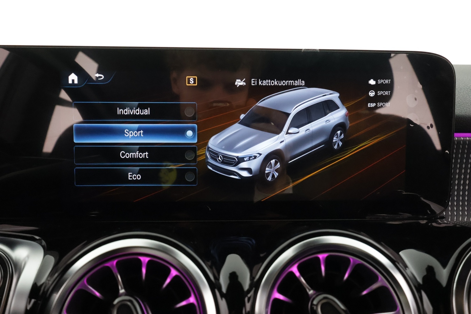 MERCEDES-BENZ EQB 2023