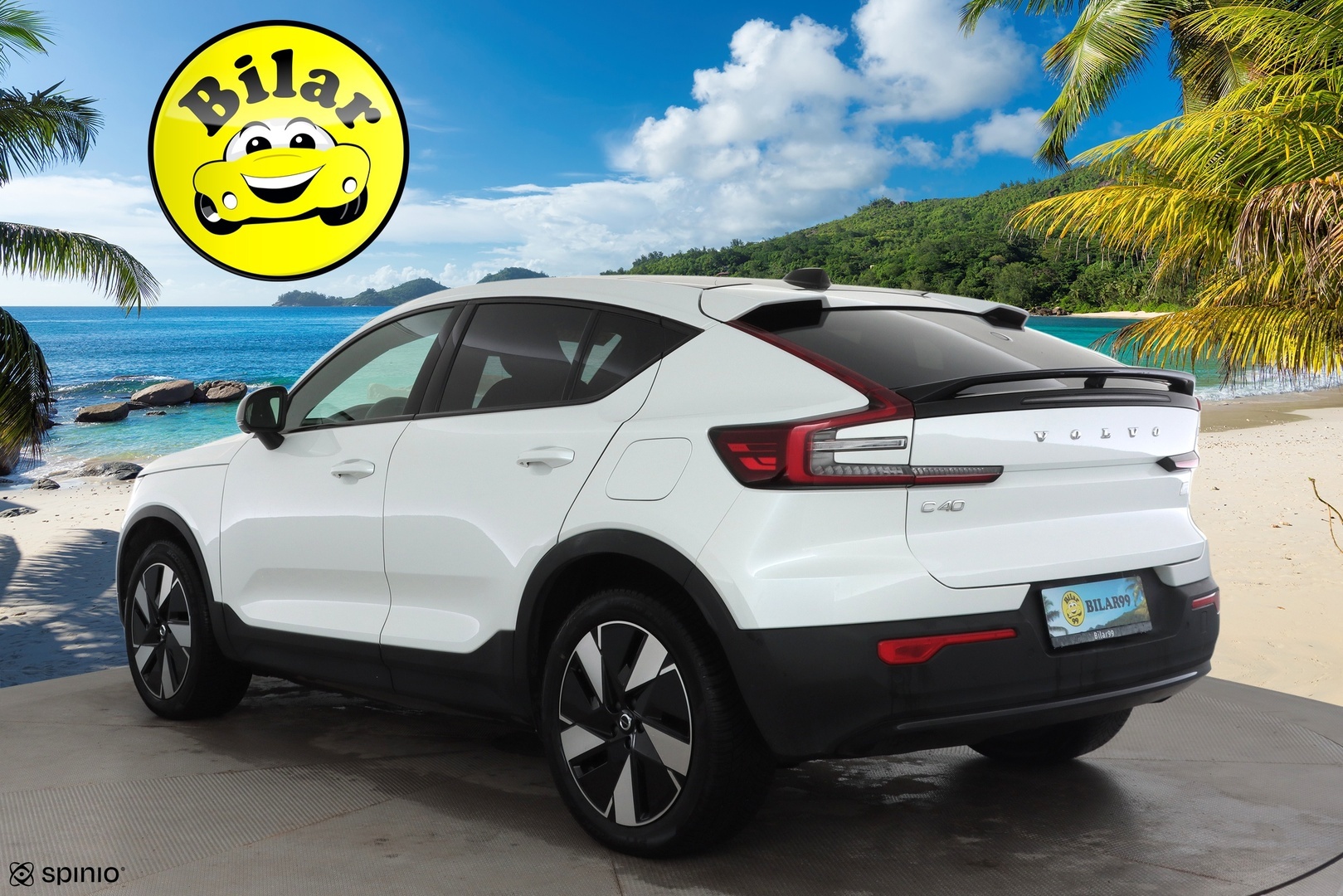 VOLVO C40 2024