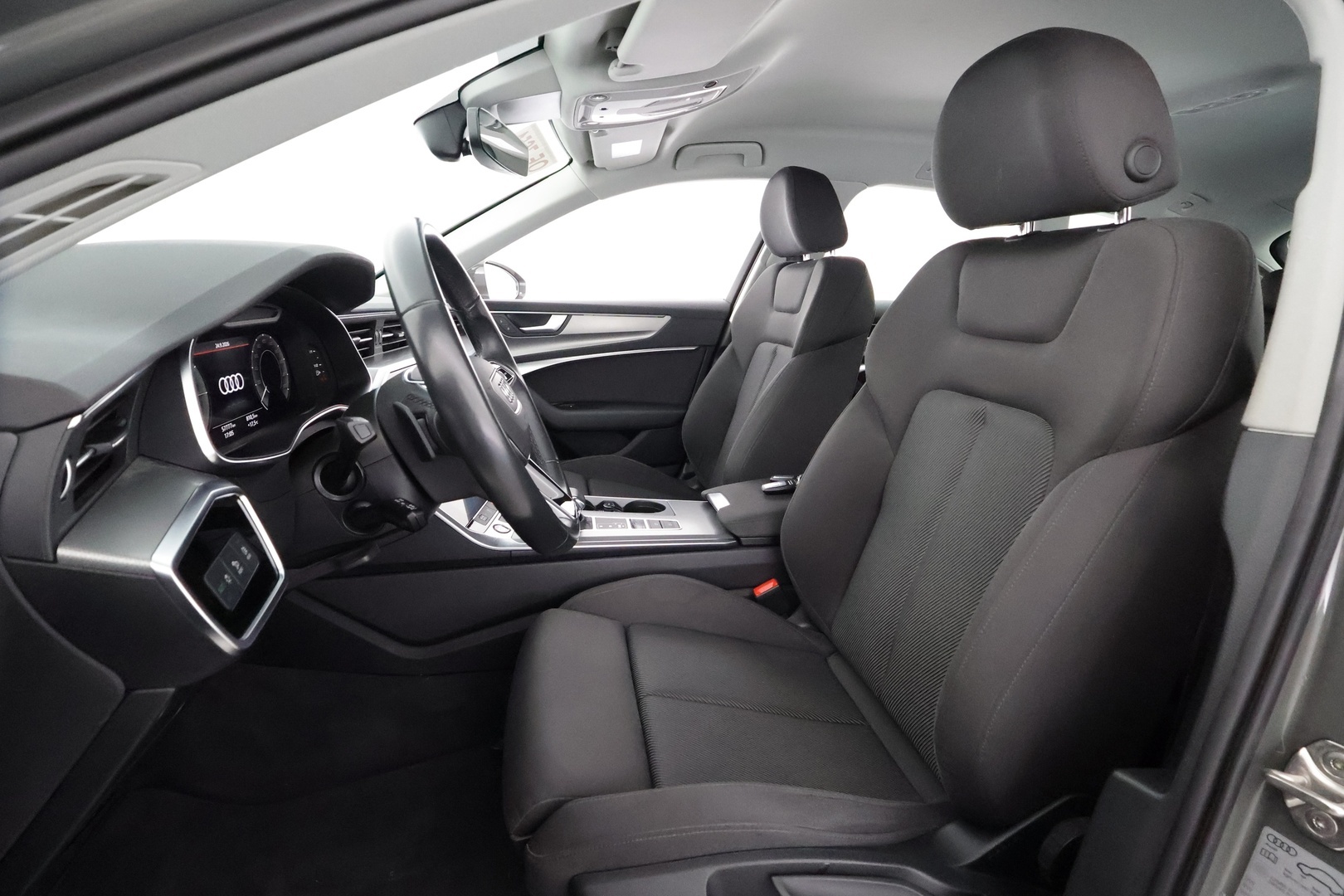 AUDI A6 2023