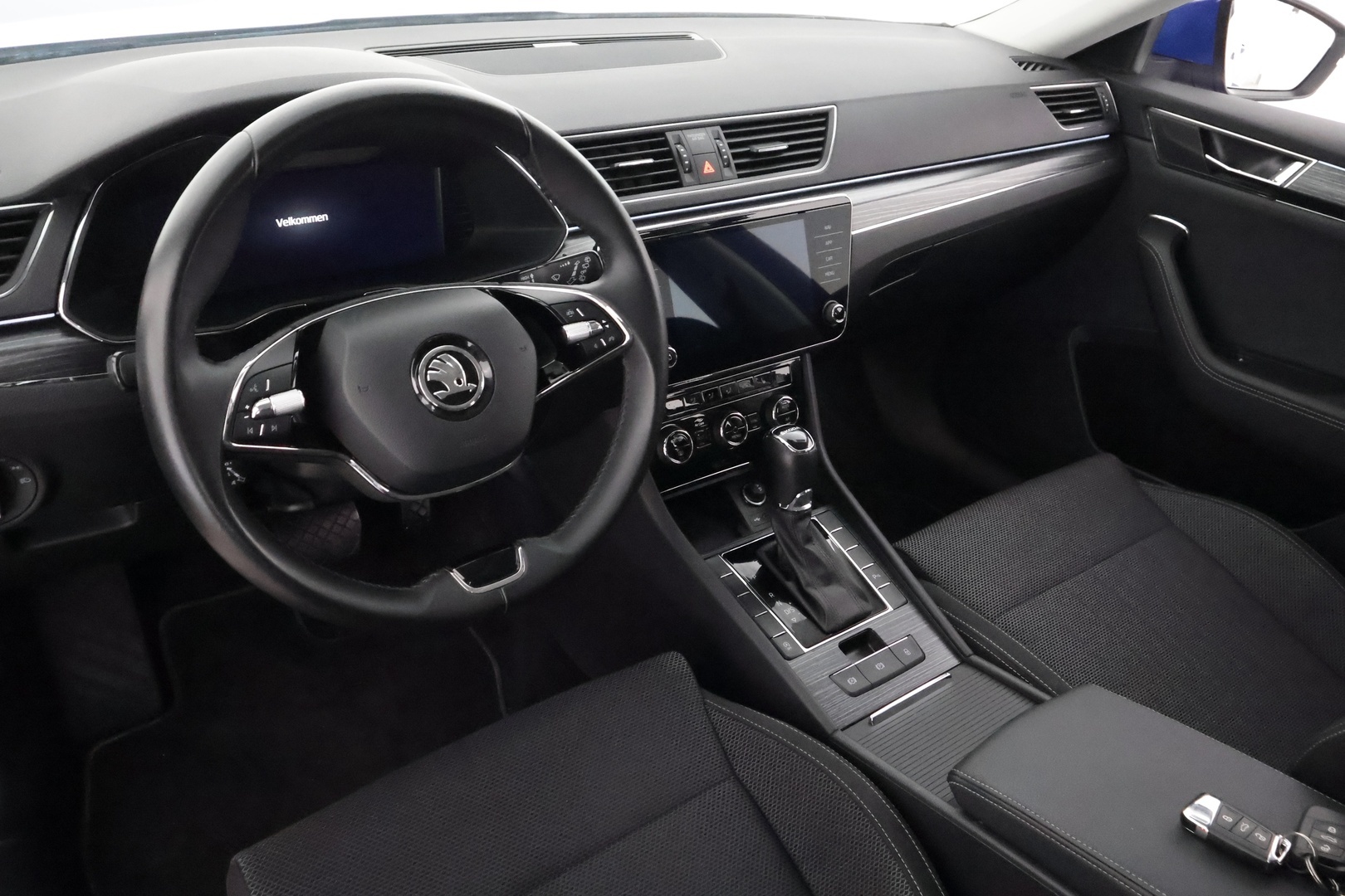 SKODA Superb 2024