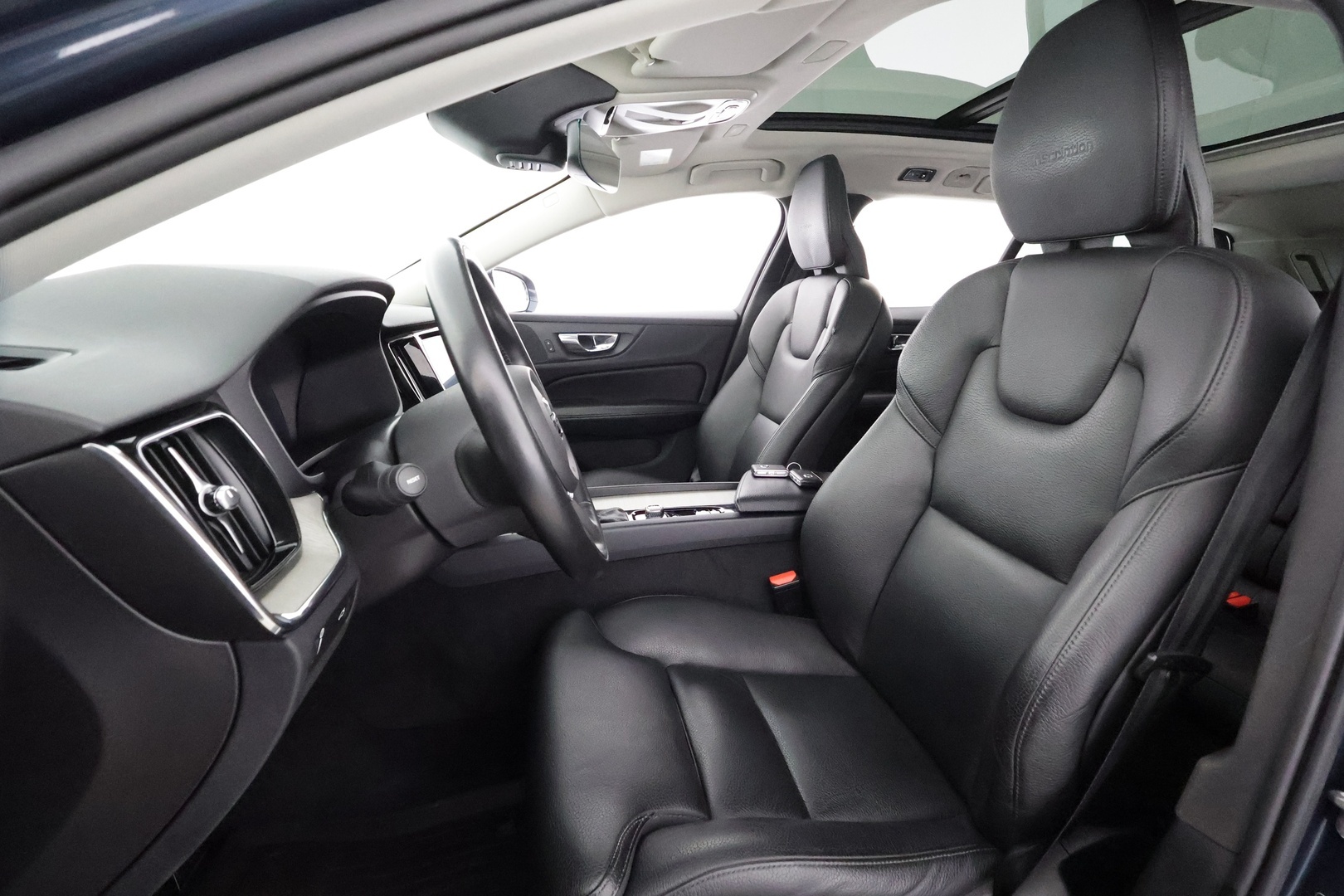 VOLVO V60 2019
