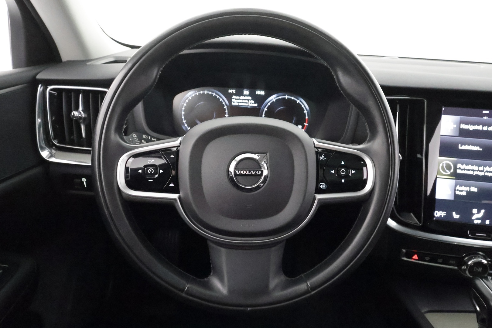 VOLVO V60 2019