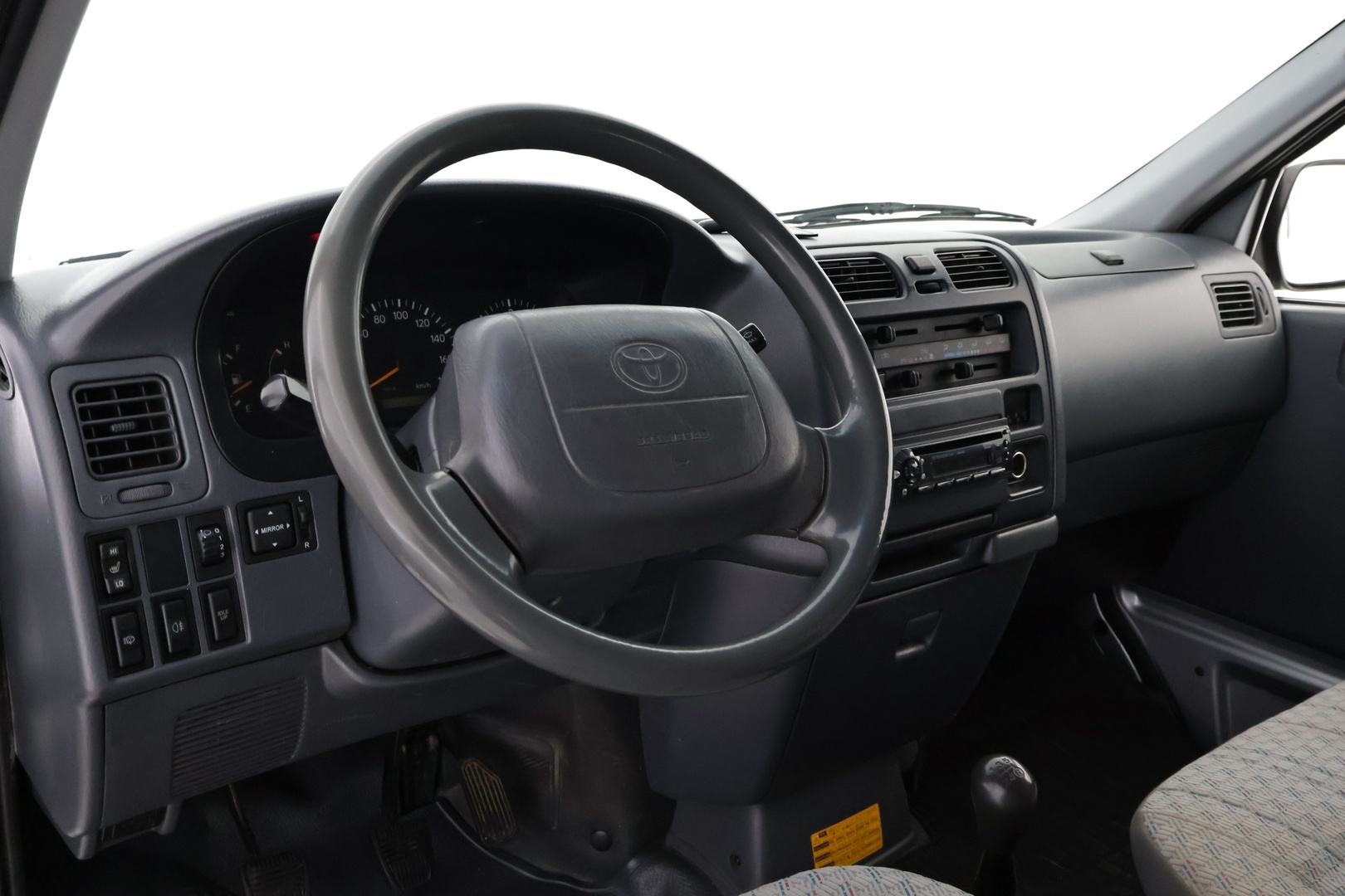 TOYOTA Hiace 2006