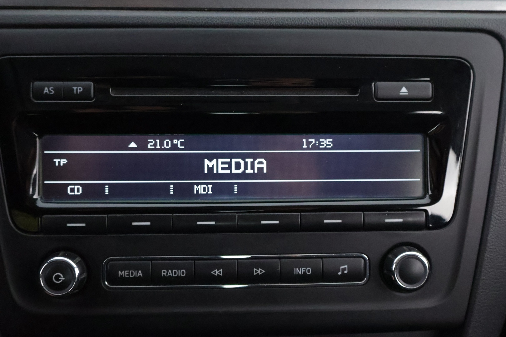 SKODA Rapid 2014