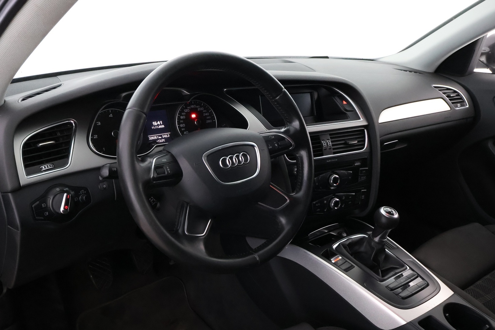 AUDI A4 2012