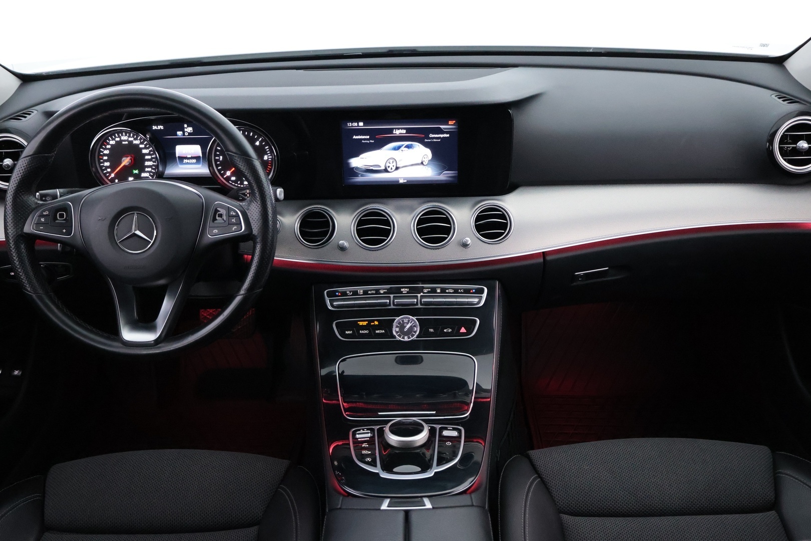 MERCEDES-BENZ E 2016